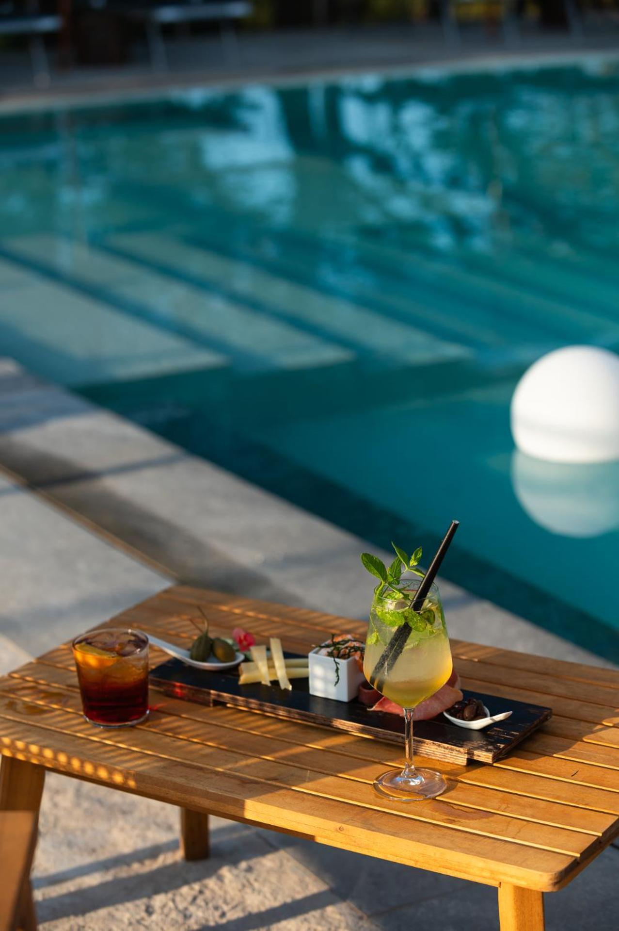 Q Resort Marina di Sorso Екстериор снимка